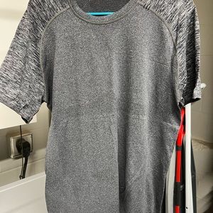 Mens Lululemon Tee - older Drysense version